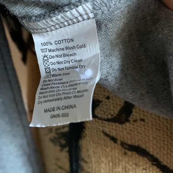 Sweater shirt gray plaid flannel top blouse layer - Picture 4 of 4